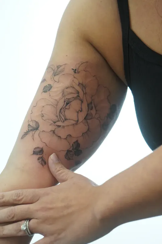 Fine line tattoo by Casa Ink