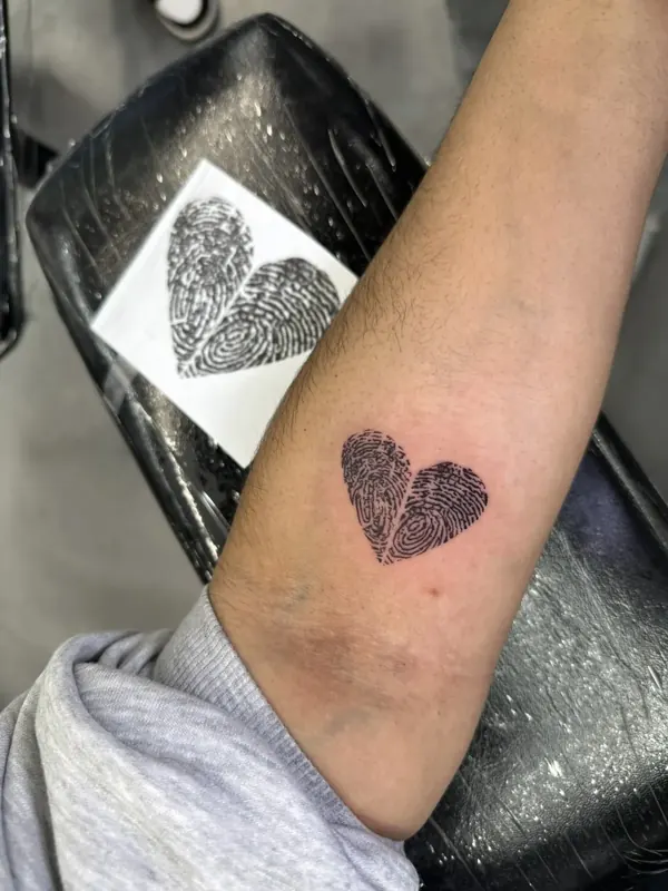 Fine line tattoo by Casa Ink